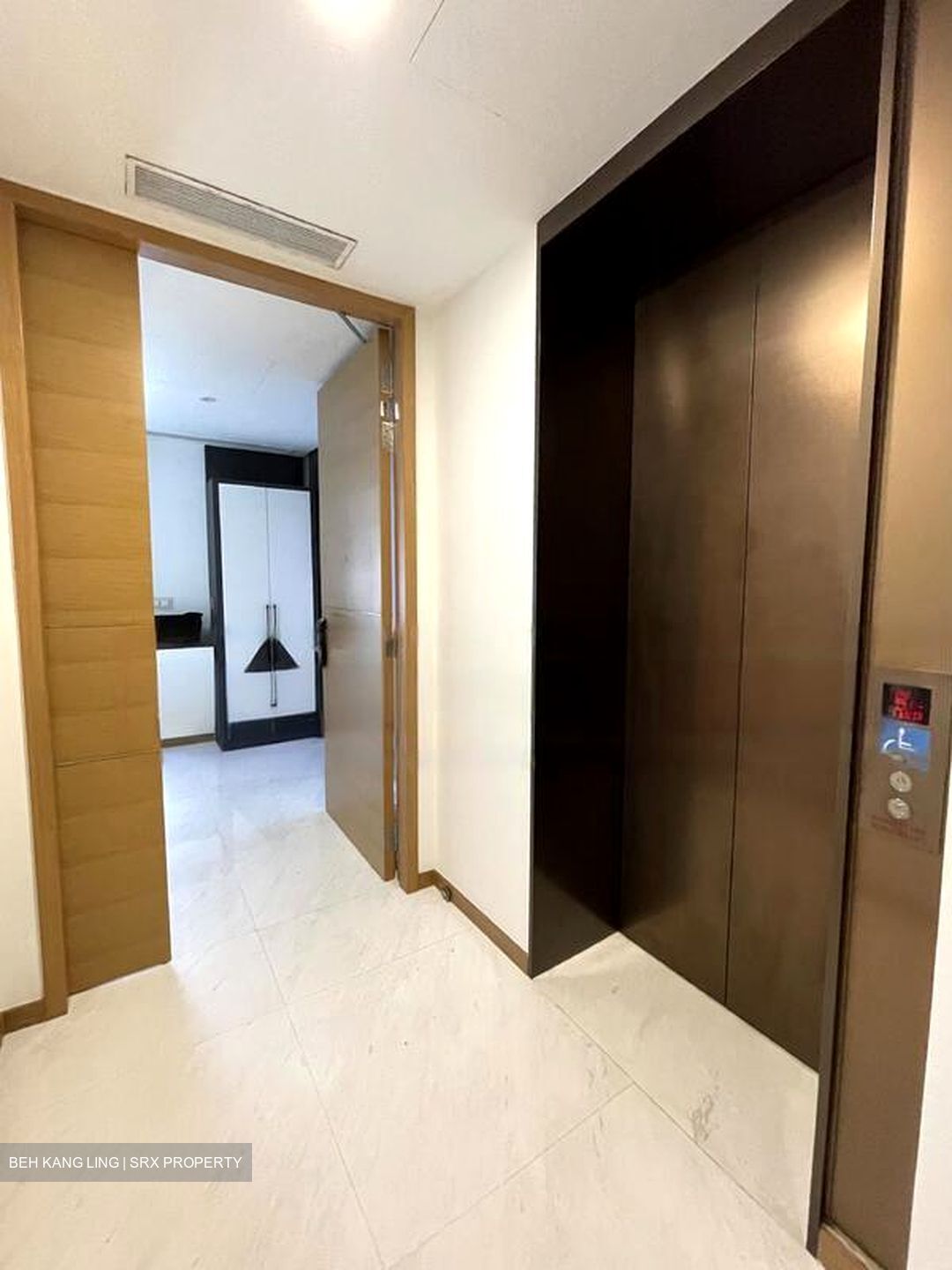 Straits View (D1), Condominium #449948101